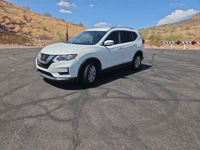 2018 Nissan Rogue SV FWD photo