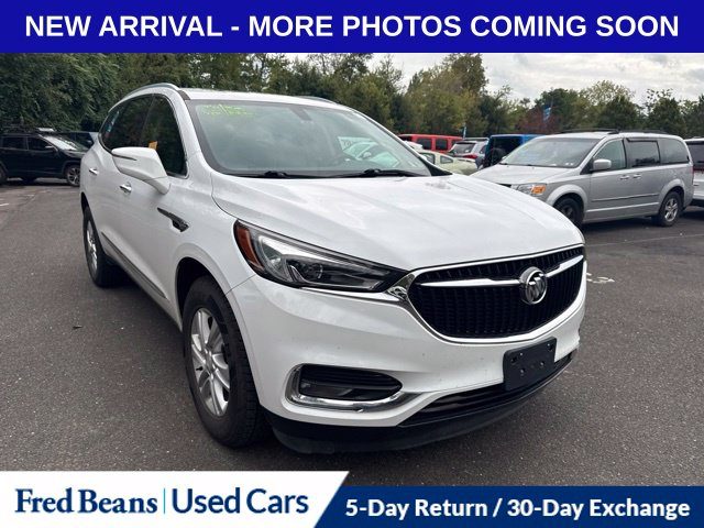 2018 Buick Enclave Essence FWD photo