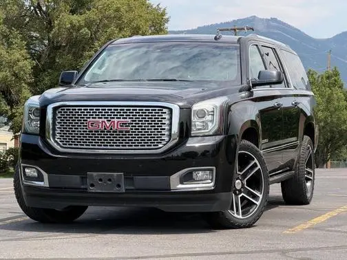 2016 GMC Yukon XL Denali 4WD photo