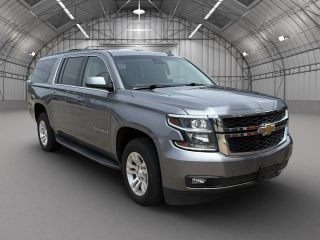 2018 Chevrolet Suburban LT 4WD photo