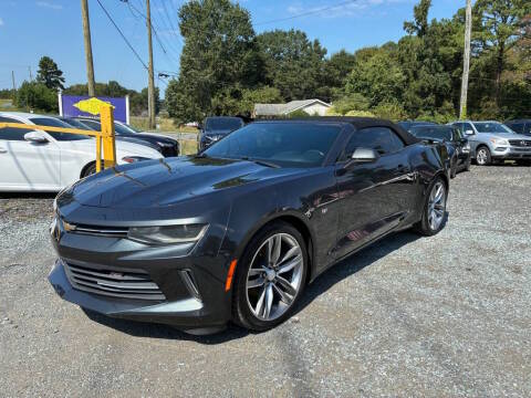 2017 Chevrolet Camaro 1LT RWD photo