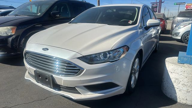 2018 Ford Fusion SE FWD photo