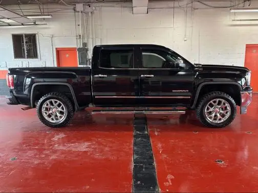 2018 GMC Sierra 1500 SLT 4WD photo