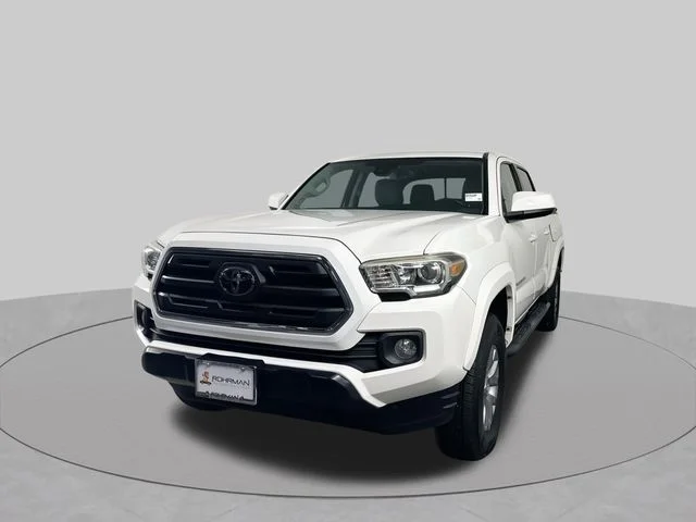 2018 Toyota Tacoma SR5 4WD photo