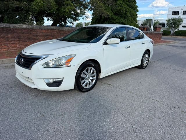 2015 Nissan Altima 2.5 S FWD photo