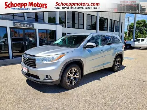 2016 Toyota Highlander XLE AWD photo