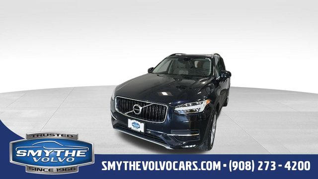 2016 Volvo XC90 T6 Momentum AWD photo