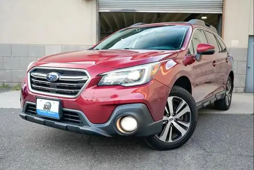 2018 Subaru Outback Limited AWD photo