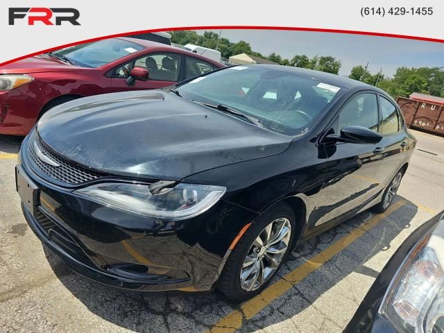 2015 Chrysler 200 S AWD photo