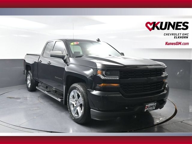2018 Chevrolet Silverado 1500 Custom 4WD photo