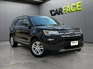 2018 Ford Explorer XLT 4WD photo