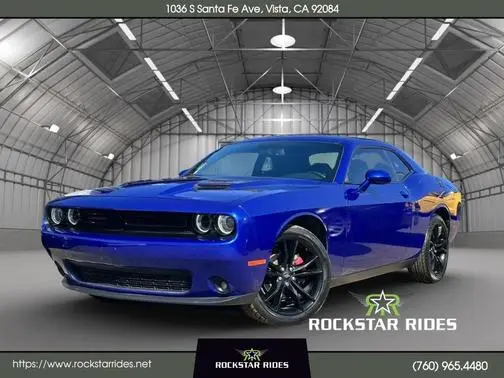 2018 Dodge Challenger SXT RWD photo