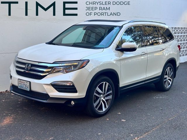2018 Honda Pilot Touring AWD photo