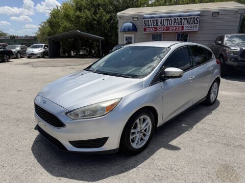 2018 Ford Focus SE FWD photo