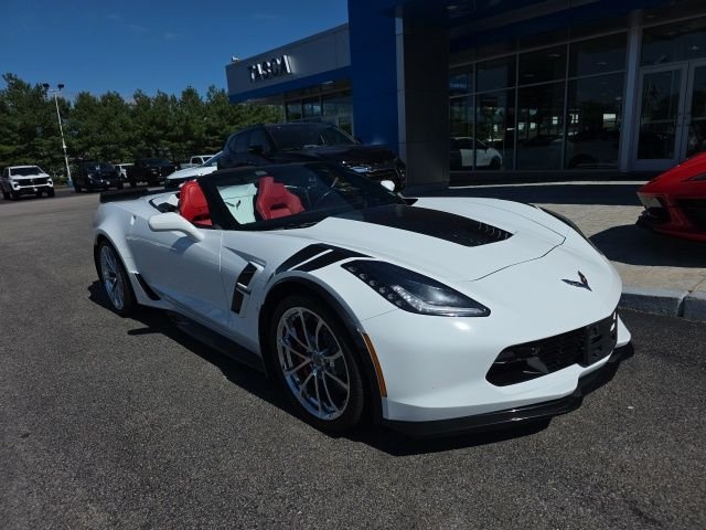 2017 Chevrolet Corvette Grand Sport 2LT RWD photo