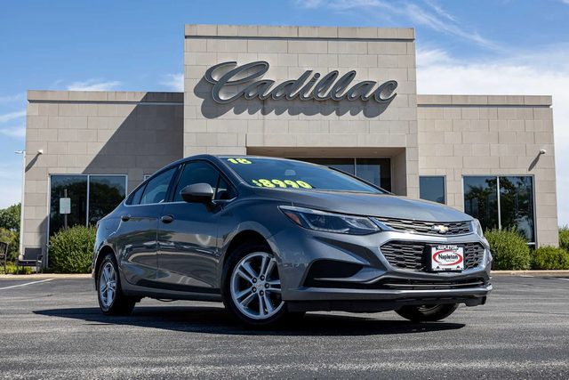 2018 Chevrolet Cruze LT FWD photo