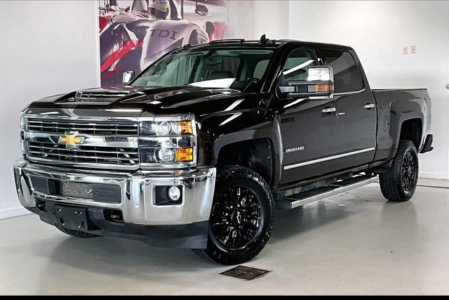 2018 Chevrolet Silverado 2500HD LTZ 4WD photo