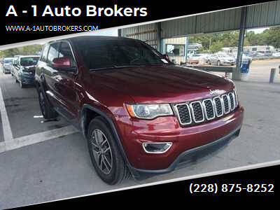 2018 Jeep Grand Cherokee Laredo E RWD photo