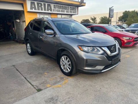 2018 Nissan Rogue SV FWD photo