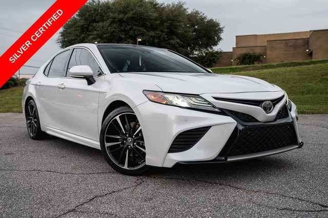 2018 Toyota Camry XSE FWD photo