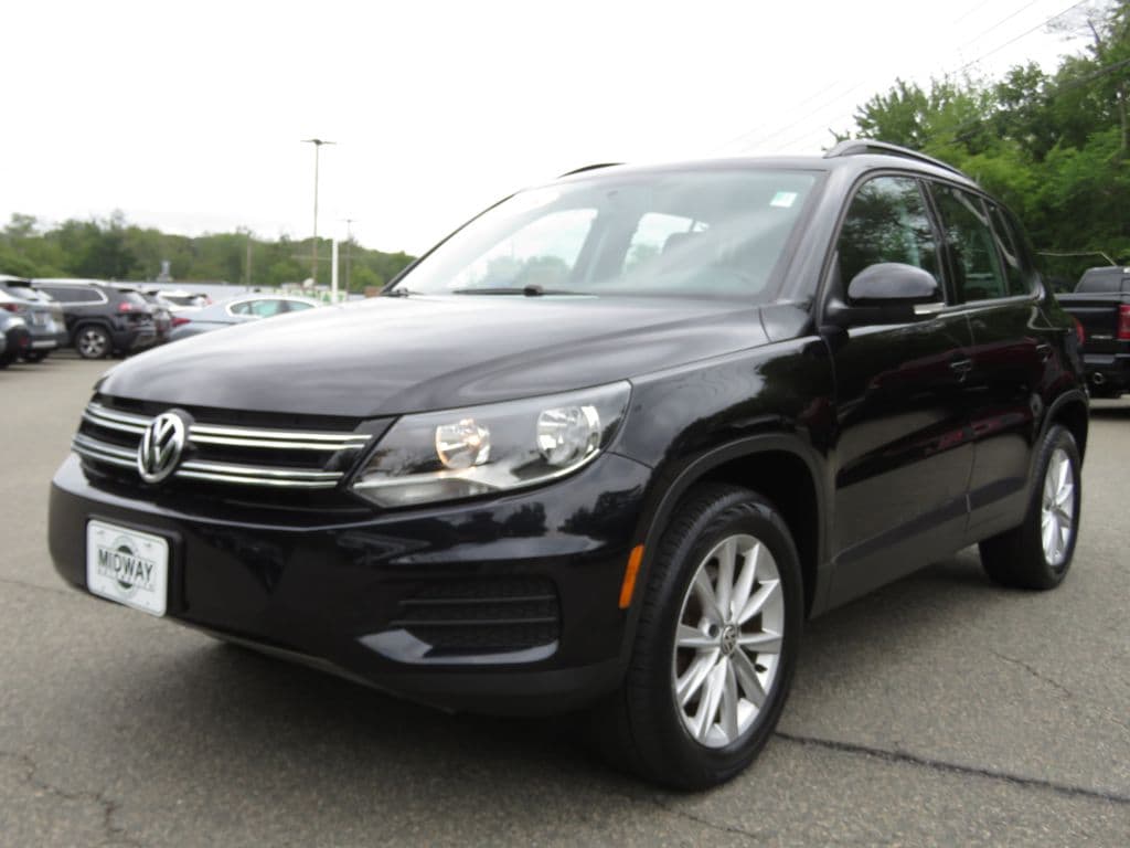 2018 Volkswagen Tiguan  AWD photo