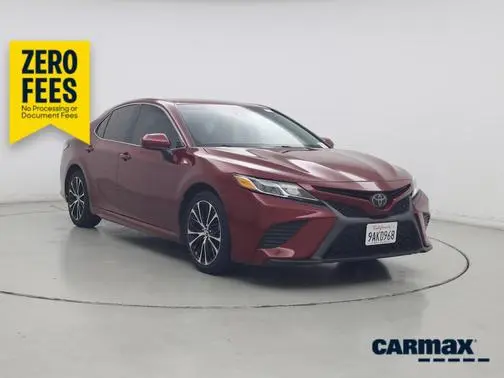 2018 Toyota Camry SE FWD photo