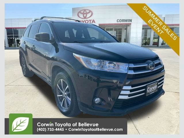 2018 Toyota Highlander Hybrid XLE AWD photo