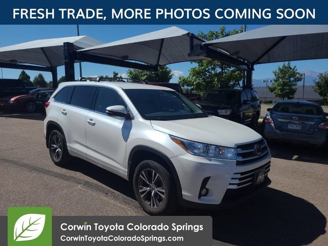 2018 Toyota Highlander LE Plus AWD photo