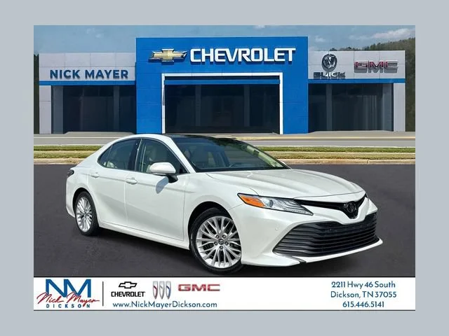 2018 Toyota Camry XLE FWD photo