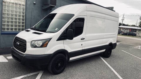 2017 Ford Transit Van RWD photo