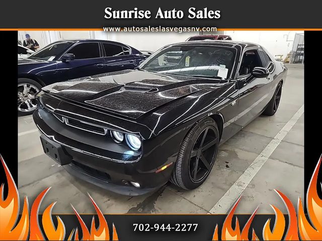 2015 Dodge Challenger SXT Plus RWD photo