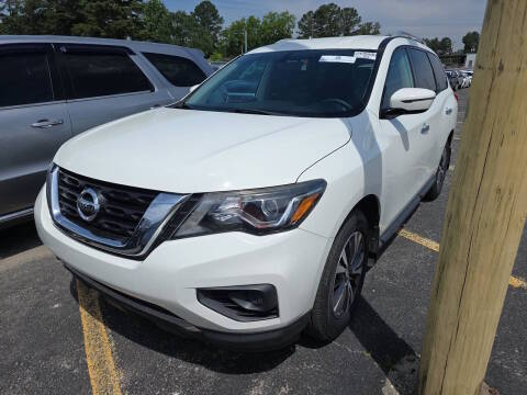 2017 Nissan Pathfinder S 4WD photo