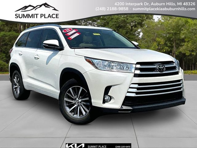 2018 Toyota Highlander XLE FWD photo