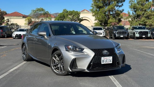 2018 Lexus IS IS 300 F Sport RWD photo