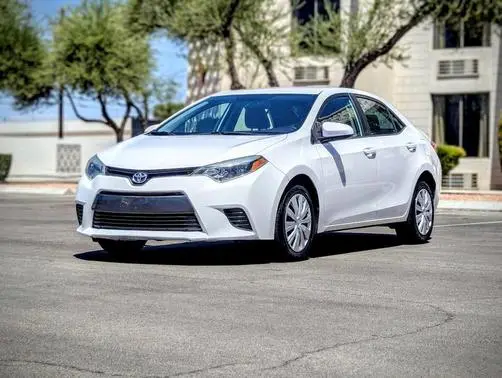 2016 Toyota Corolla LE FWD photo