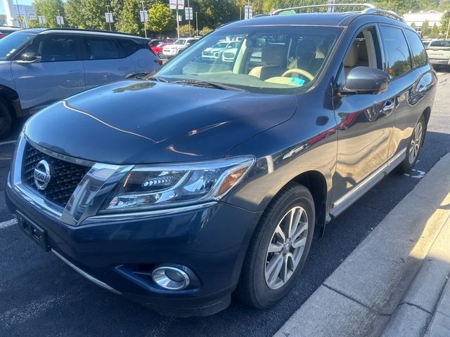 2015 Nissan Pathfinder SL 4WD photo