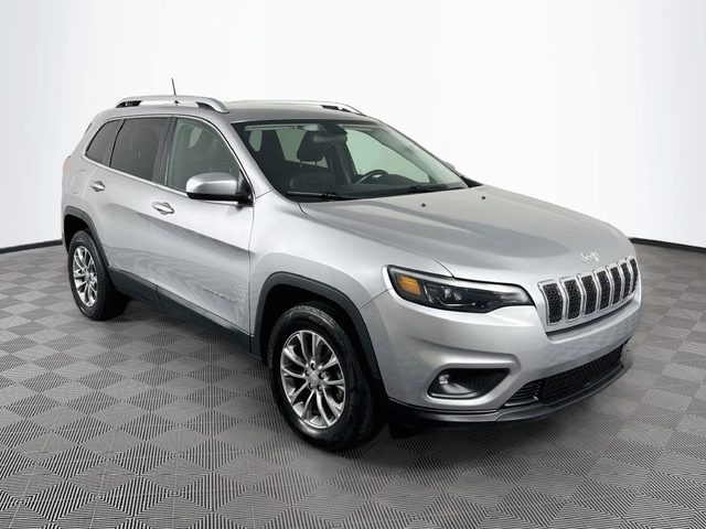 2019 Jeep Cherokee Latitude Plus 4WD photo