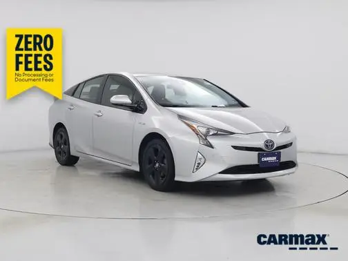 2018 Toyota Prius Three Touring FWD photo
