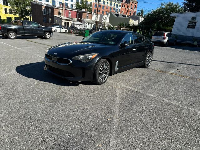 2018 Kia Stinger Premium RWD photo