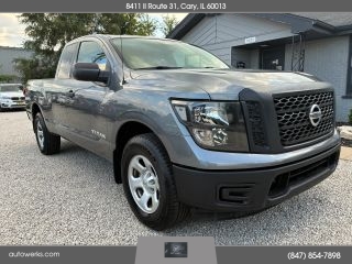 2017 Nissan Titan S 4WD photo