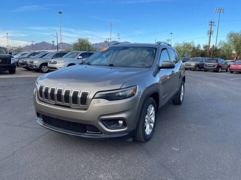2019 Jeep Cherokee Latitude FWD photo