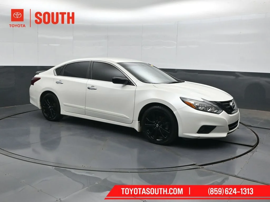 2018 Nissan Altima 2.5 SR FWD photo