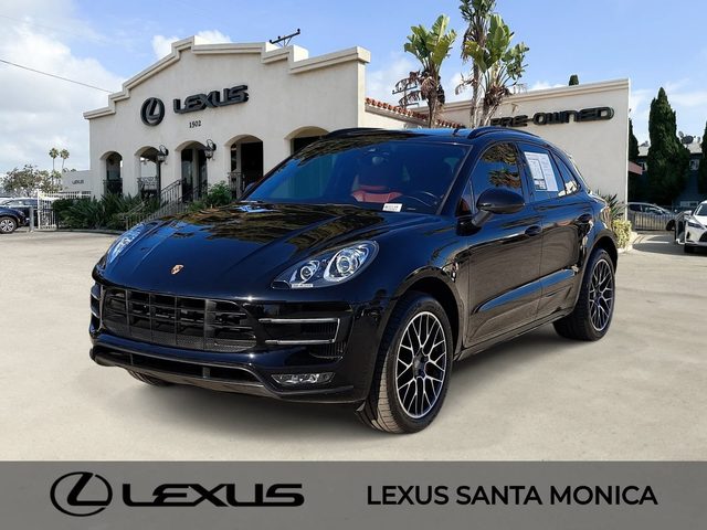 2018 Porsche Macan Turbo AWD photo