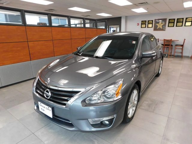 2015 Nissan Altima 2.5 SL FWD photo
