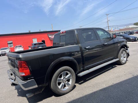 2018 Ram 1500 Big Horn 4WD photo