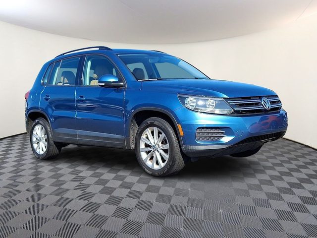 2018 Volkswagen Tiguan AWD photo
