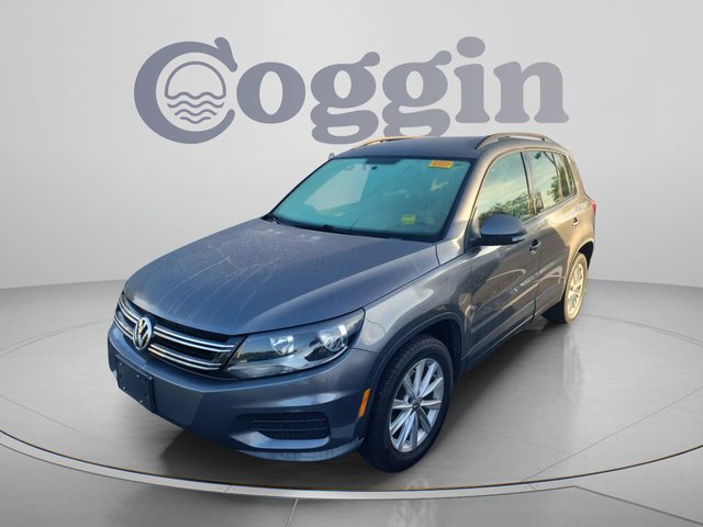 2018 Volkswagen Tiguan AWD photo