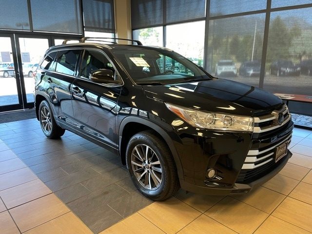 2018 Toyota Highlander XLE AWD photo