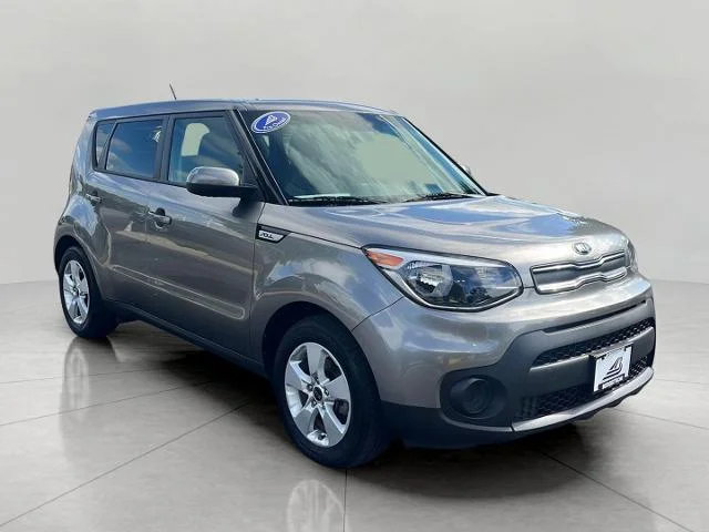 2018 Kia Soul Base FWD photo
