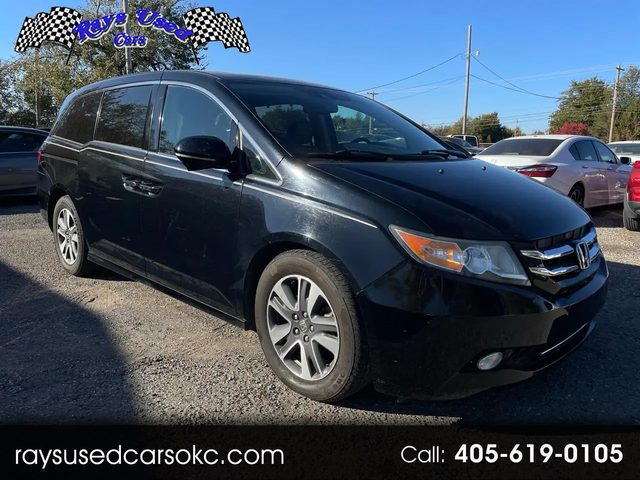 2016 Honda Odyssey Touring FWD photo